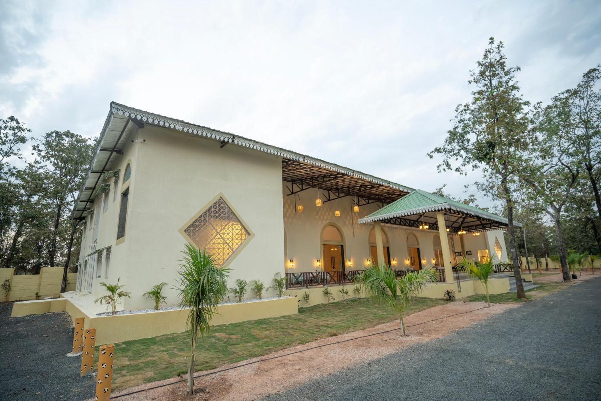 Palash The Jungle Resort Gondia 外观 照片