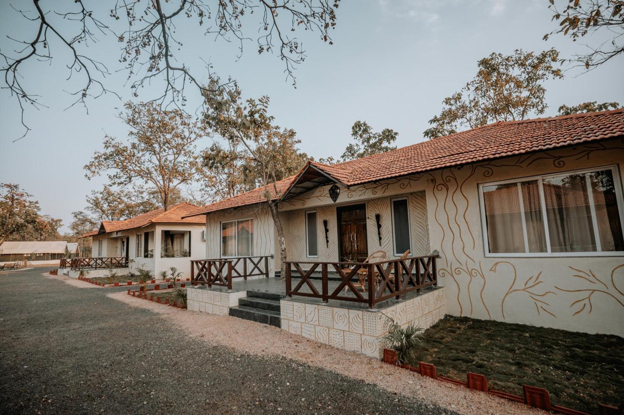 Palash The Jungle Resort Gondia 外观 照片