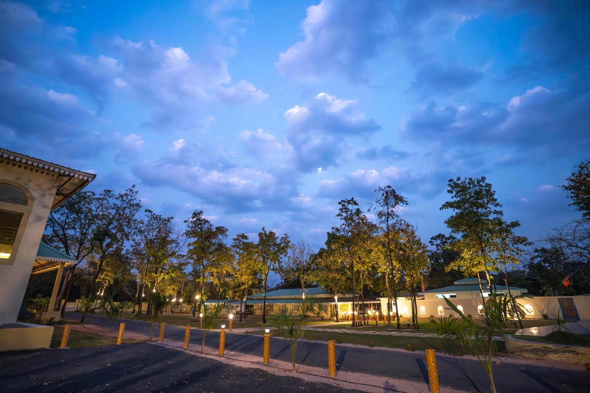 Palash The Jungle Resort Gondia 外观 照片