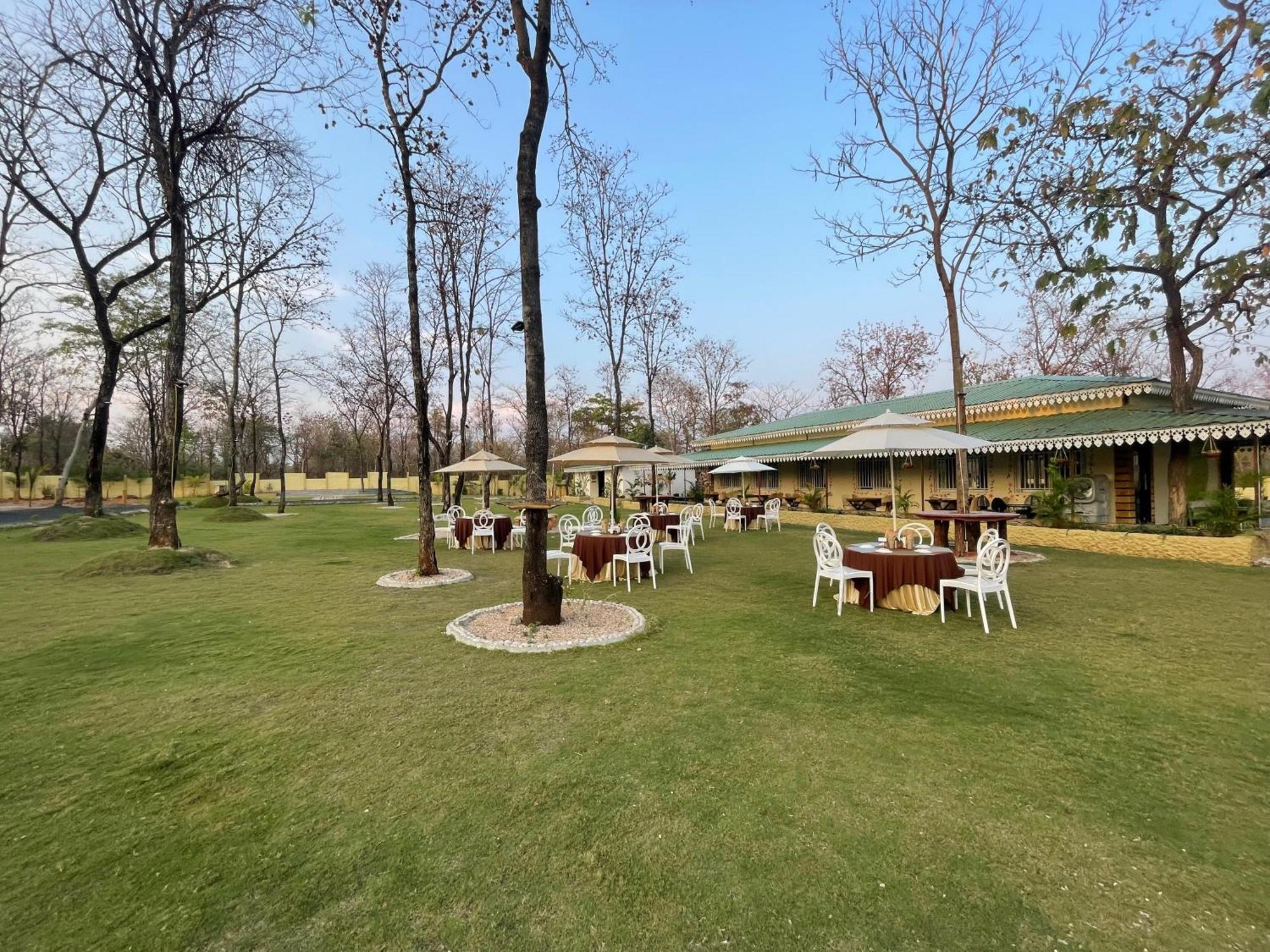 Palash The Jungle Resort Gondia 外观 照片